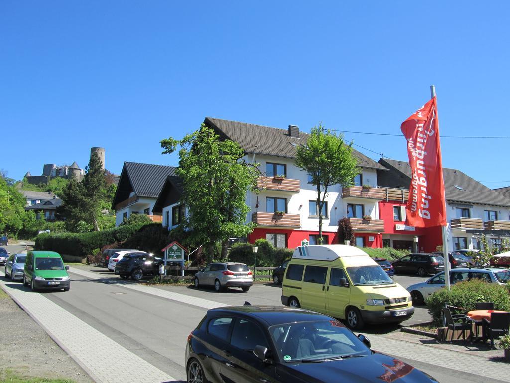 Hotel Zur Burg Nuerburg Екстериор снимка