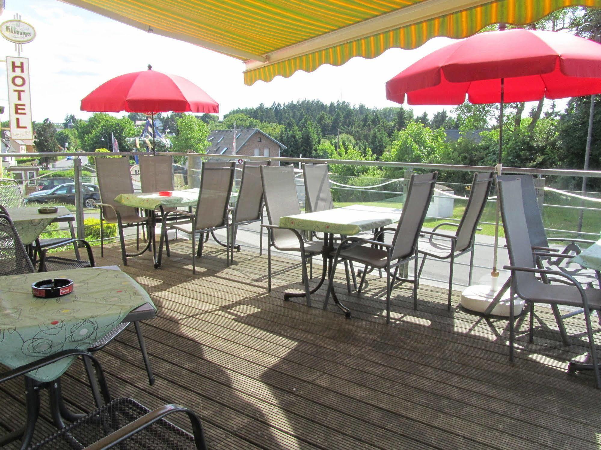 Hotel Zur Burg Nuerburg Екстериор снимка